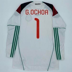 Mexico Memo Ochoa 2010 LONGSLEEVE
Goalkeeper jersey